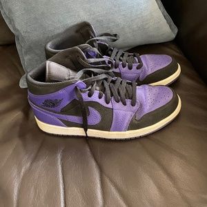 Men’s Air Jordan sneakers size 10